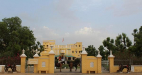 Roop Niwas Kothi, Near Mandawa